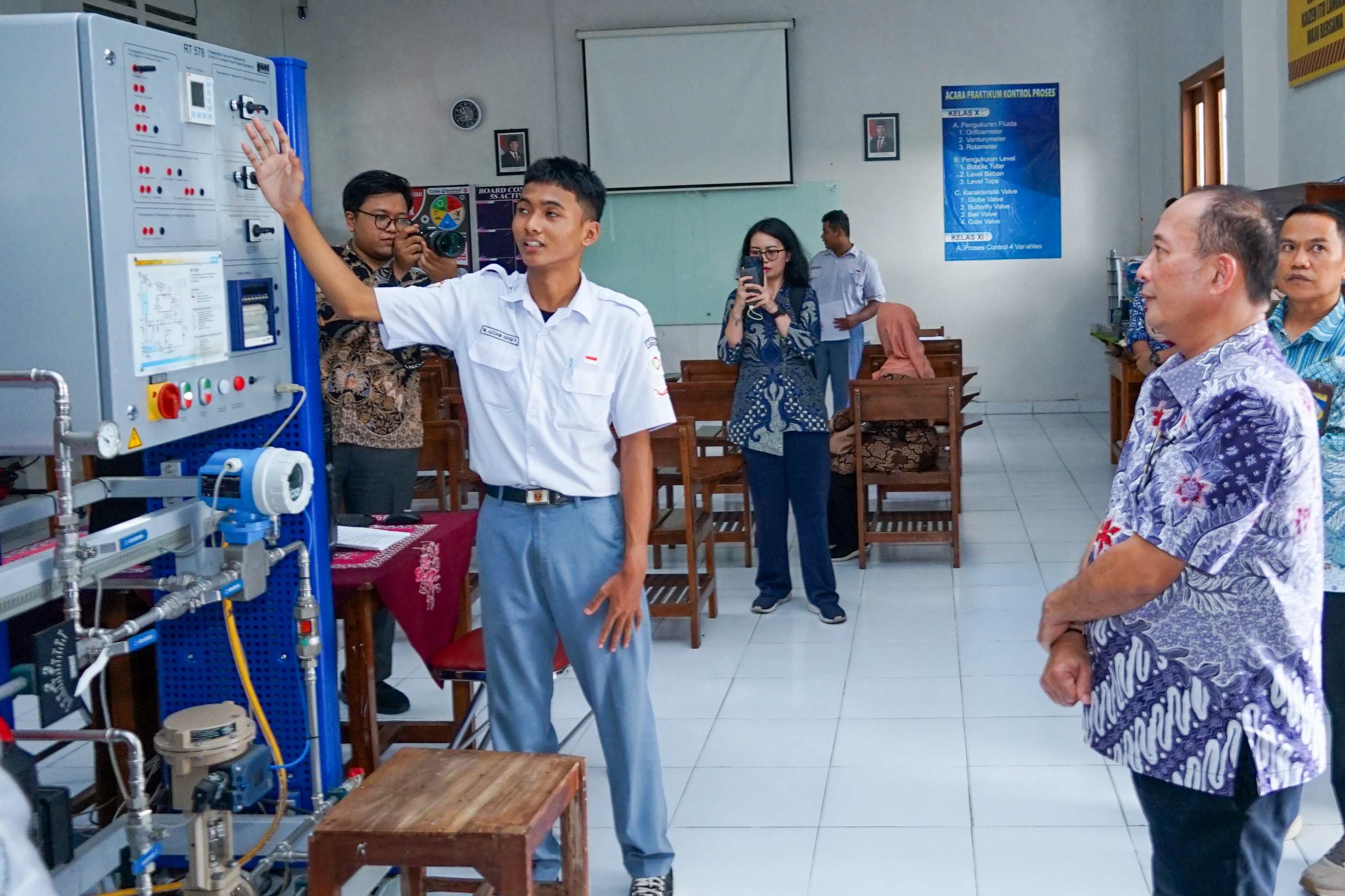 Siswa Vokasi Kemenperin Siap Taklukkan Kompetisi Global di Shanghai